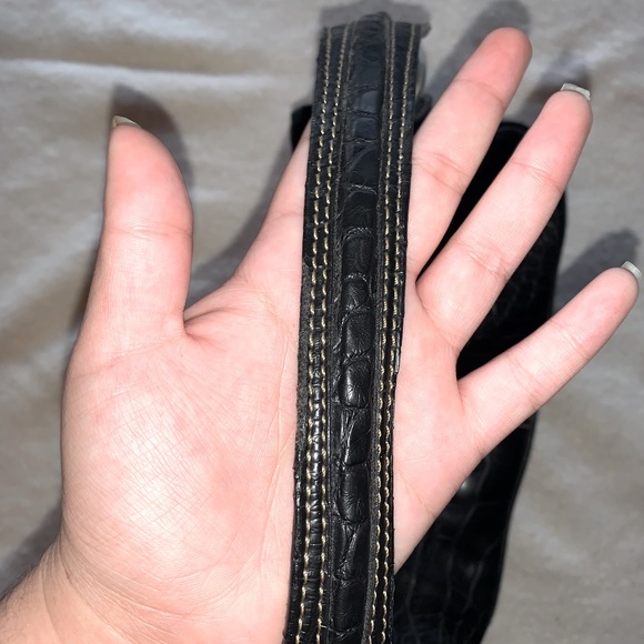 Black and silver leather Tommy Hilfiger purse - Picture 6 of 10